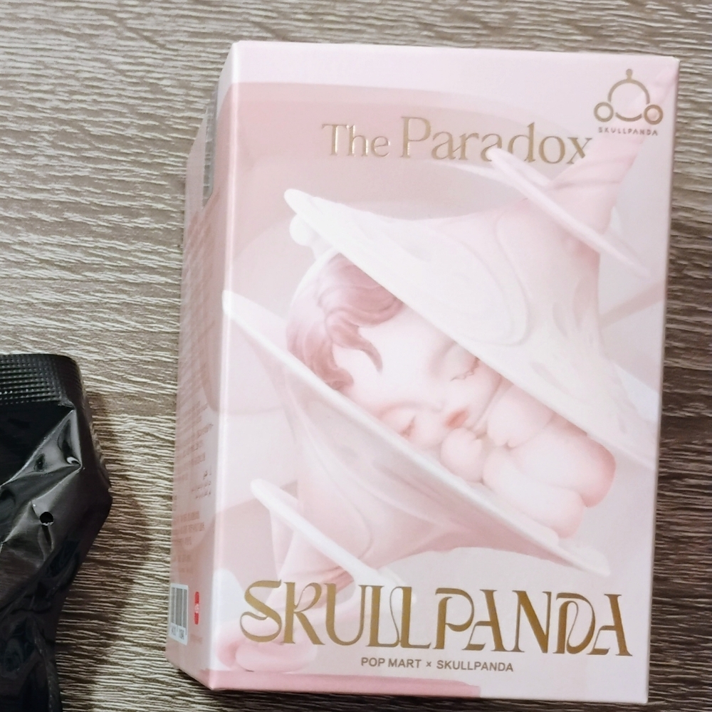 Pop Mart Skullpanda The Paradox Blind Box - Confirmed “Out of the Mud”
